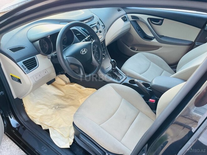 Hyundai Elantra 2015, 193,121 km - 1.8 l - Bakı