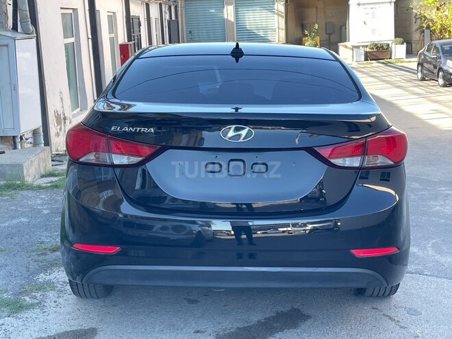 Hyundai Elantra 2015, 193,121 km - 1.8 l - Bakı