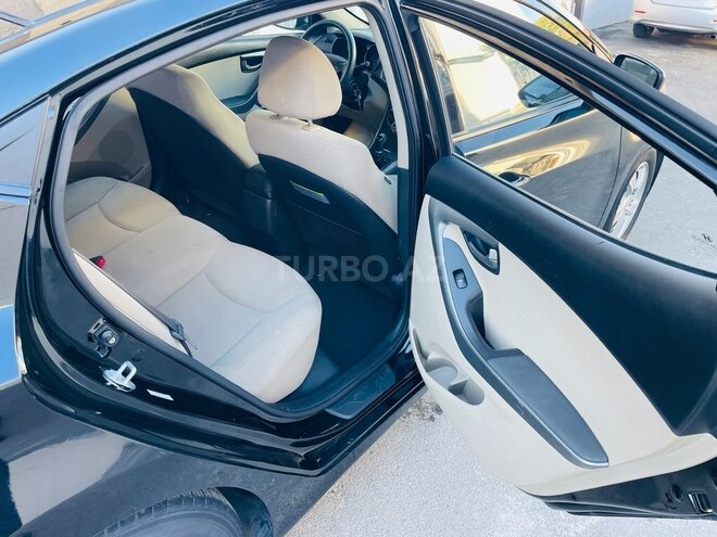 Hyundai Elantra 2015, 193,121 km - 1.8 l - Bakı