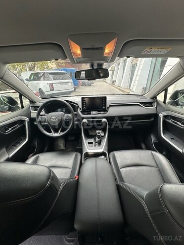 Toyota RAV4 2021, 6,060 km - 2.0 л - Gəncə