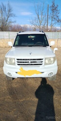 Mitsubishi Pajero io 2000, 305,000 km - 2.0 l - Oğuz