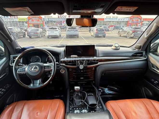 Lexus LX 570 2016, 202,000 km - 5.7 л - Bakı