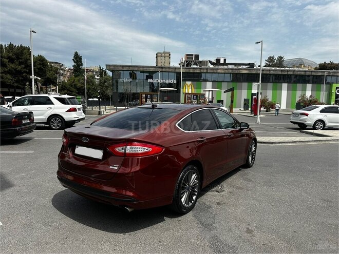 Ford Fusion (North America) 2015, 295,000 km - 1.5 l - Qax