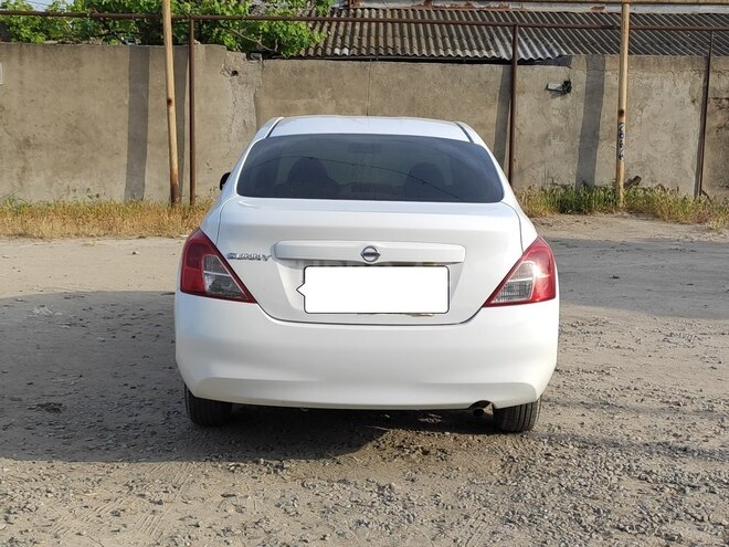 Nissan Sunny 2014, 171,500 km - 1.5 l - Bakı