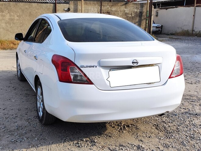 Nissan Sunny 2014, 171,500 km - 1.5 l - Bakı