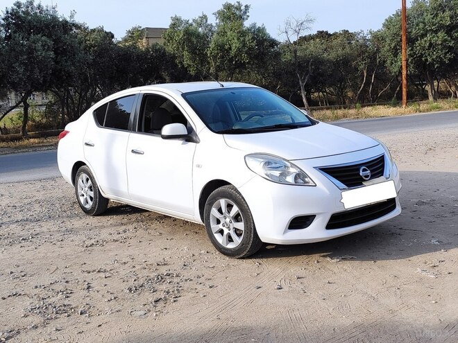 Nissan Sunny 2014, 171,500 km - 1.5 l - Bakı
