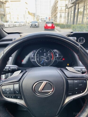 Lexus UX 250h 2020, 107,000 km - 2.0 л - Bakı
