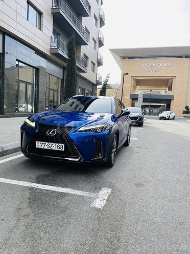 Lexus UX 250h 2020, 107,000 km - 2.0 л - Bakı