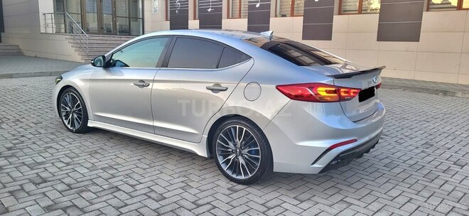 Hyundai Elantra 2017, 155,000 km - 1.6 л - Bakı