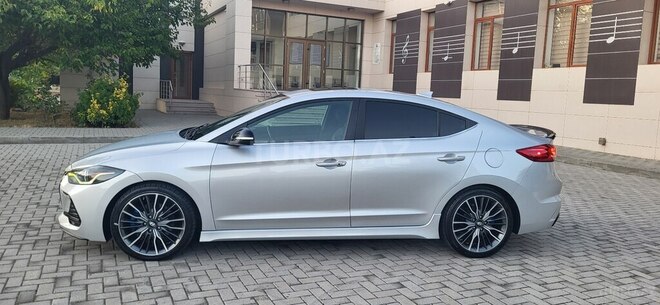 Hyundai Elantra 2017, 155,000 km - 1.6 л - Bakı