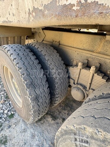 KamAz 55111 1989, 400,000 km - 11.0 l - Xudat