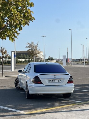Mercedes E 220 2007, 382,000 km - 2.2 l - Bakı