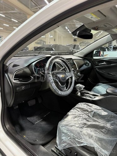 Chevrolet Malibu 2017, 273,588 km - 1.5 l - Sumqayıt