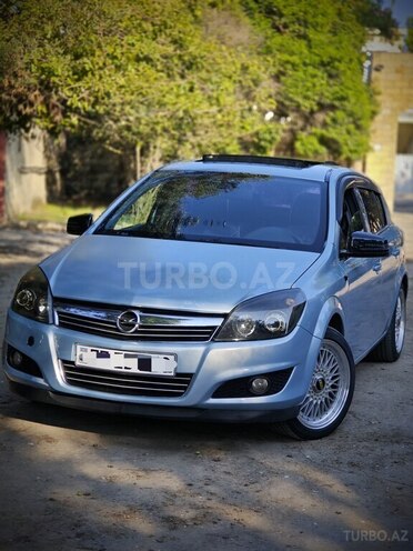Opel Astra 2009, 216,000 km - 1.4 l - Bakı