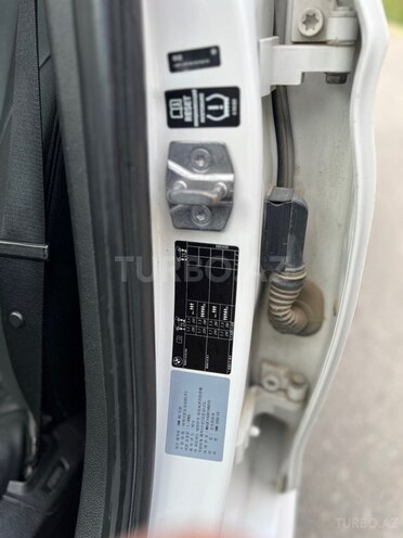 BMW  2015, 219,200 km - 2.0 л - Bakı