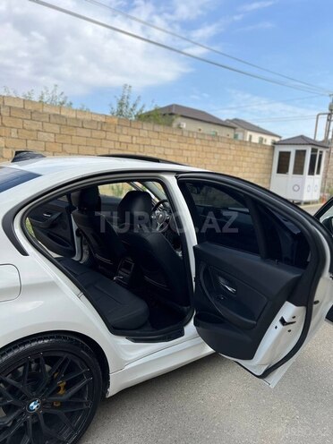 BMW  2015, 219,200 km - 2.0 л - Bakı