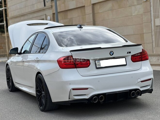 BMW  2015, 219,200 km - 2.0 л - Bakı