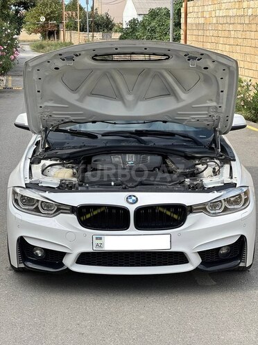 BMW  2015, 219,200 km - 2.0 л - Bakı