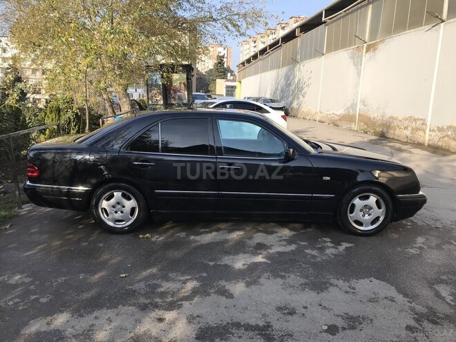 Mercedes E 240 1998, 406,000 km - 2.4 l - Bakı