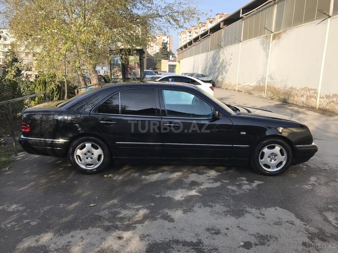 Mercedes E 240 1998, 406,000 km - 2.4 l - Bakı
