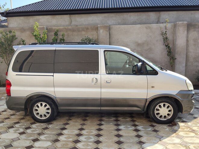 Hyundai H-1 2013, 410,000 km - 2.4 l - Bakı