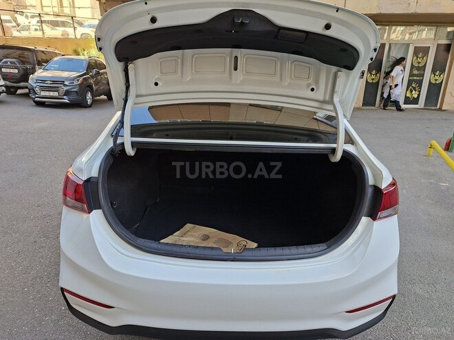 Hyundai Accent 2018, 162,409 km - 1.4 l - Bakı