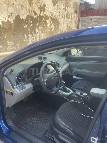 Hyundai Elantra 2016, 188,293 km - 2.0 l - Bakı