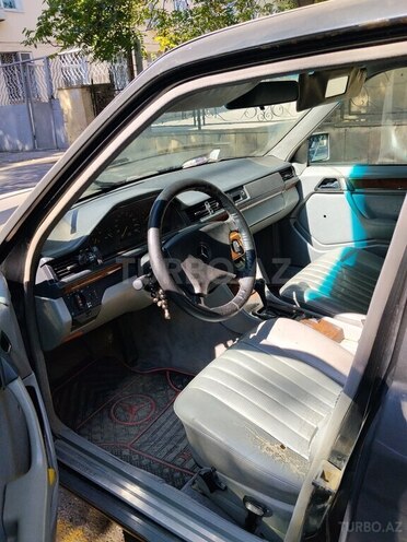 Mercedes 200 E 1991, 230,000 km - 2.0 l - Bakı