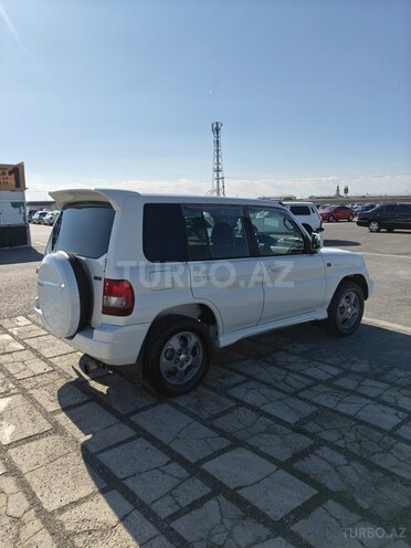Mitsubishi Pajero io 2000, 326,200 km - 1.8 л - Bakı