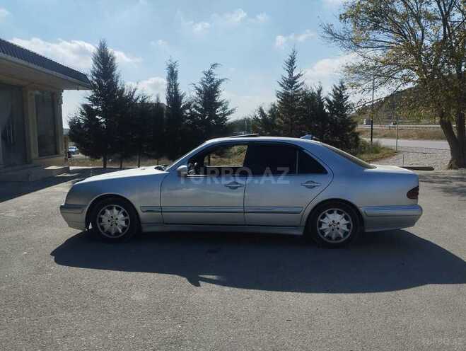 Mercedes E 270 2001, 839,789 km - 2.7 l - Şabran
