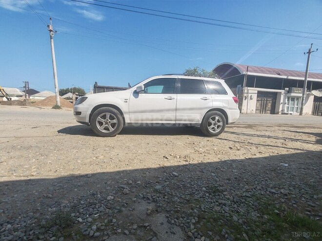 Mitsubishi Airtrek 2001, 435,218 km - 2.4 l - Bakı