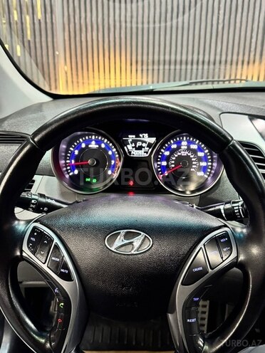 Hyundai Elantra 2015, 140,000 km - 2.0 l - Xırdalan
