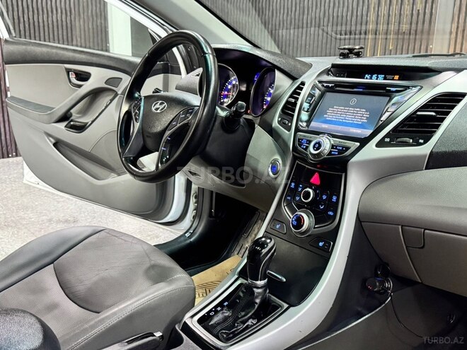 Hyundai Elantra 2015, 140,000 km - 2.0 l - Xırdalan