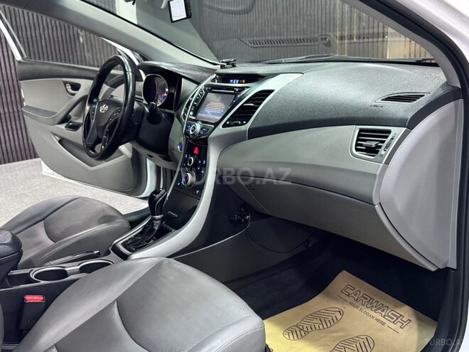 Hyundai Elantra 2015, 140,000 km - 2.0 l - Xırdalan