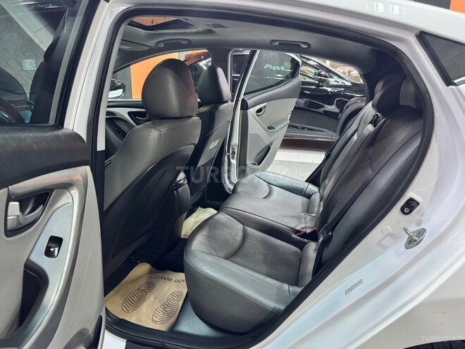 Hyundai Elantra 2015, 140,000 km - 2.0 l - Xırdalan