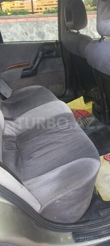 Opel Omega 1996, 300,000 km - 2.0 l - Qax