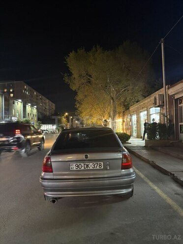 Opel Astra 1993, 580,000 km - 1.8 l - Bakı