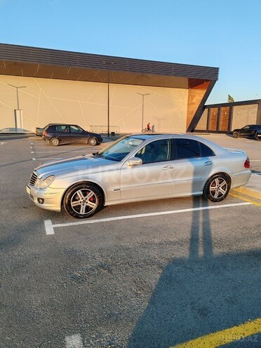 Mercedes E 220 2006, 291,633 km - 2.2 l - Bakı