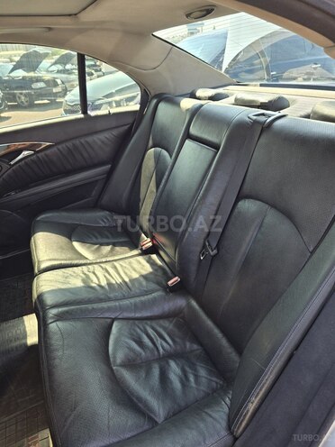 Mercedes E 270 2002, 451,917 km - 2.7 l - Bakı