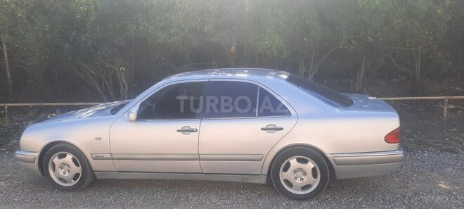 Mercedes E 230 1996, 160,000 km - 2.3 l - Tərtər