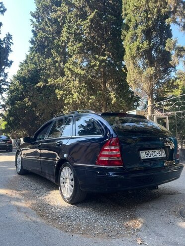 Mercedes C 220 2006, 289,000 km - 2.2 l - Bakı