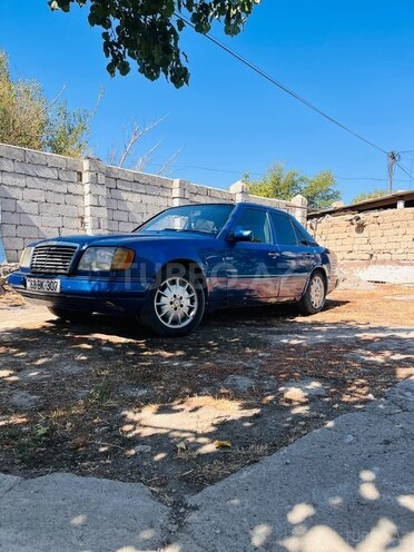 Mercedes 300 D 1994, 350,000 km - 3.0 l - Naxçıvan