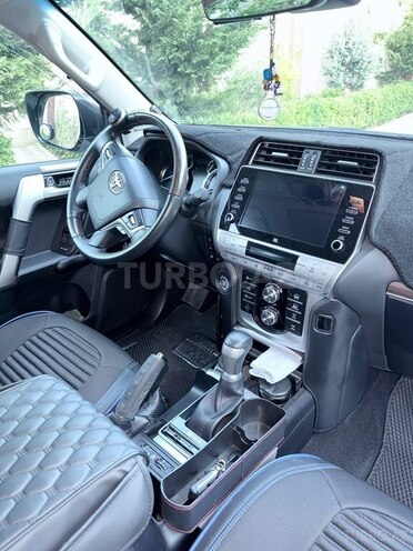 Toyota Land Cruiser Prado 2022, 21,950 km - 2.8 л - Bakı