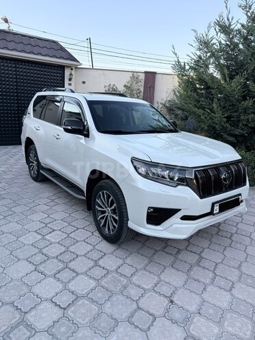 Toyota Land Cruiser Prado 2022, 21,950 km - 2.8 л - Bakı