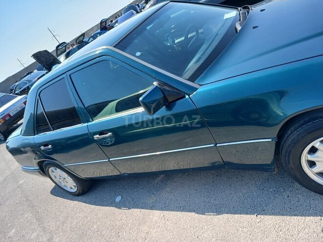 Mercedes E 200 1994, 450,533 km - 2.0 л - Bakı