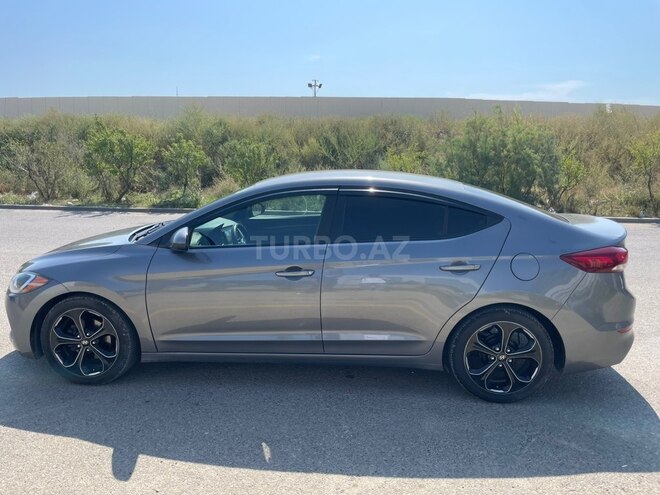 Hyundai Elantra 2018, 257,495 km - 2.0 л - Bakı
