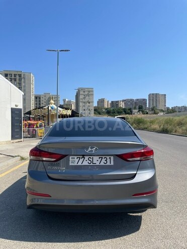 Hyundai Elantra 2018, 257,495 km - 2.0 л - Bakı