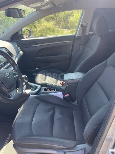 Hyundai Elantra 2018, 257,495 km - 2.0 л - Bakı