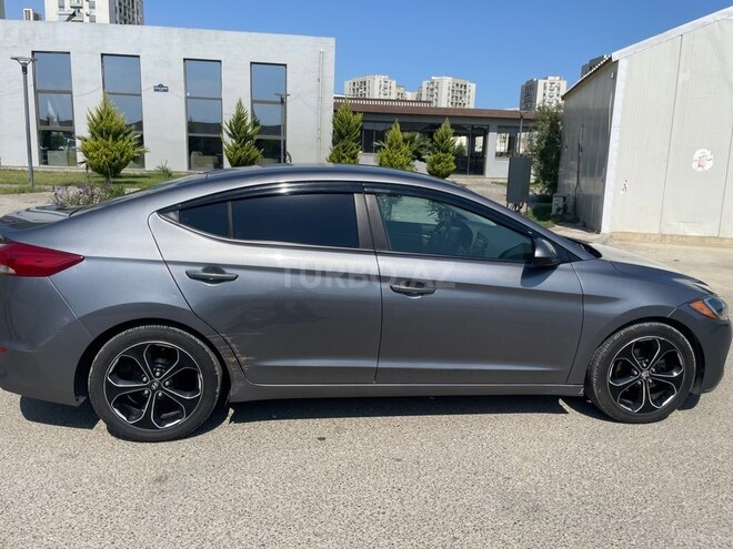 Hyundai Elantra 2018, 257,495 km - 2.0 л - Bakı