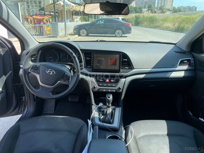 Hyundai Elantra 2018, 257,495 km - 2.0 л - Bakı